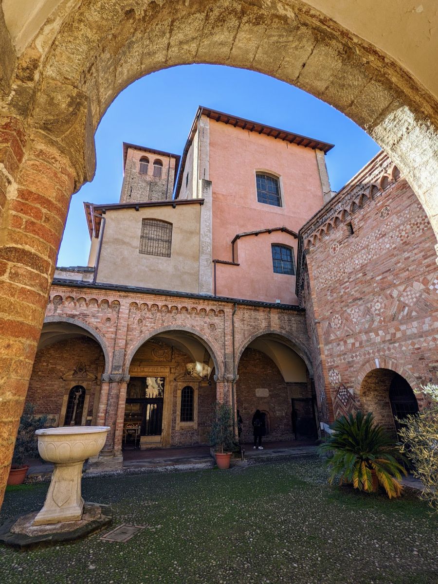 Courtyard of Basilica Santuario Santo Stefano