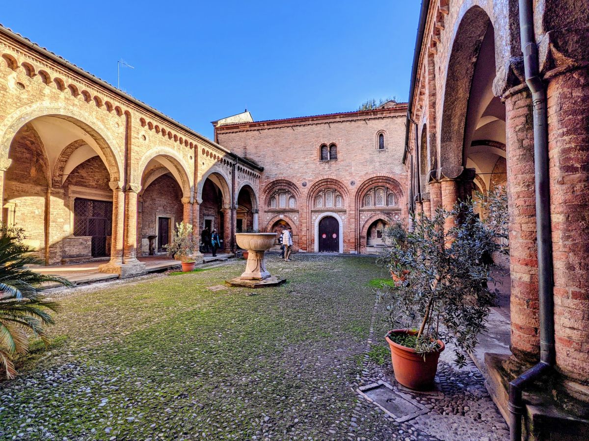 Another view of the courtyard