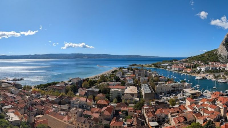 Panoramic view of Omiš