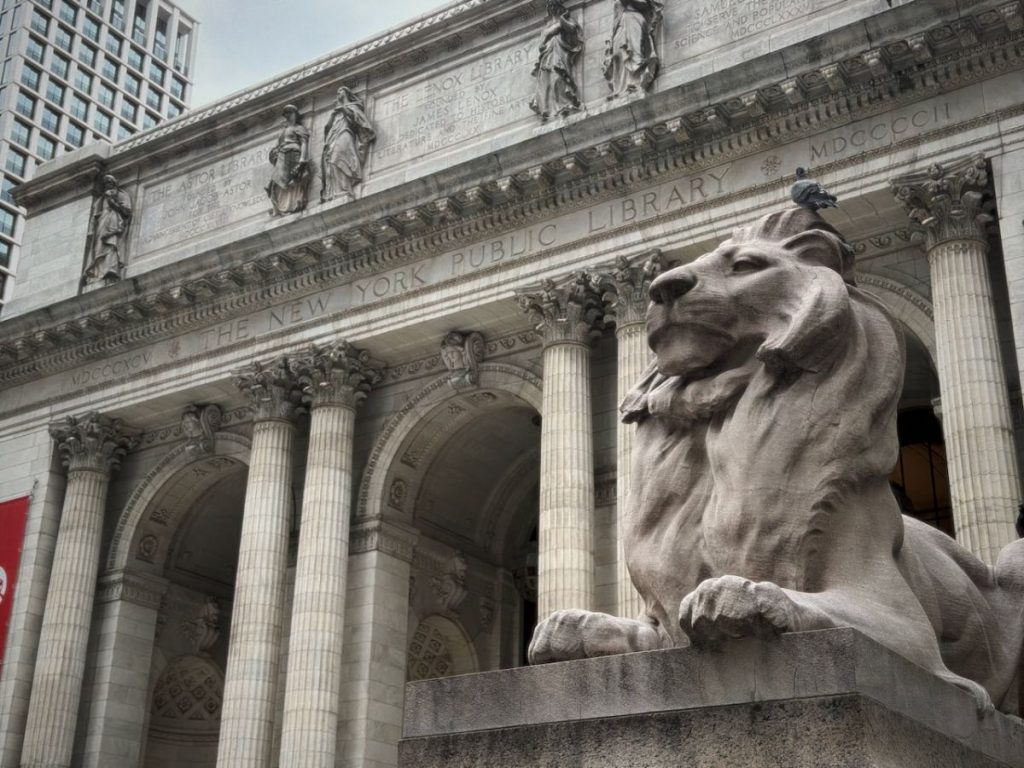 Lion statue in front of the New York Public Library